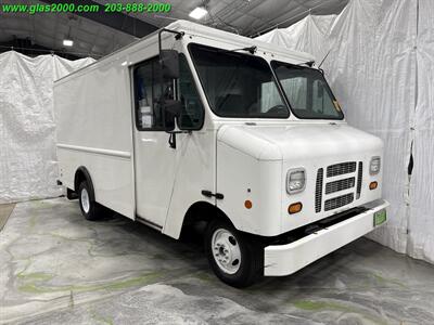2014 Ford E-350 SD   - Photo 2 - Bethany, CT 06524