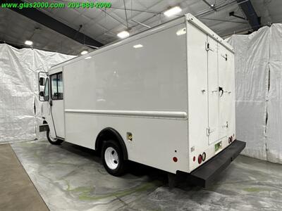 2014 Ford E-350 SD   - Photo 7 - Bethany, CT 06524