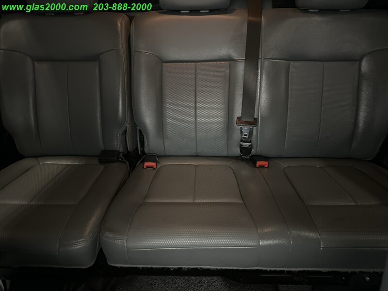 2011 Ford F-450 XL DRW - Photo 24 - Bethany, CT 06524