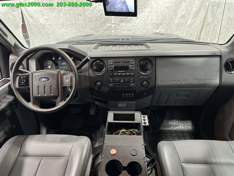 2011 Ford F-450 XL DRW - Photo 6 - Bethany, CT 06524
