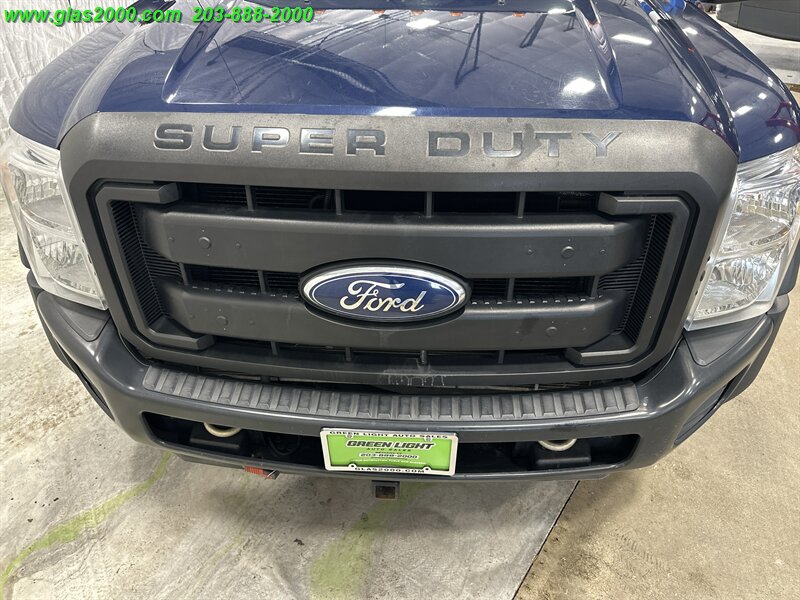 2011 Ford F-450 XL DRW - Photo 18 - Bethany, CT 06524