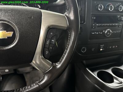 2017 Chevrolet Express LT Passenger   - Photo 29 - Bethany, CT 06524