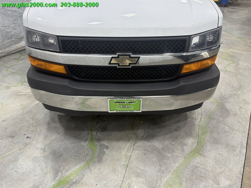 2019 Chevrolet Express 2500 - Photo 12 - Bethany, CT 06524