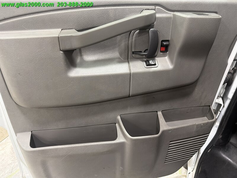 2019 Chevrolet Express 2500 - Photo 21 - Bethany, CT 06524