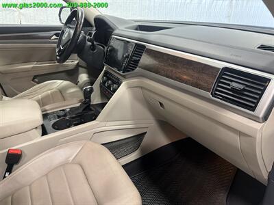 2018 Volkswagen Atlas V6 SEL Premium 4Motion   - Photo 5 - Bethany, CT 06524