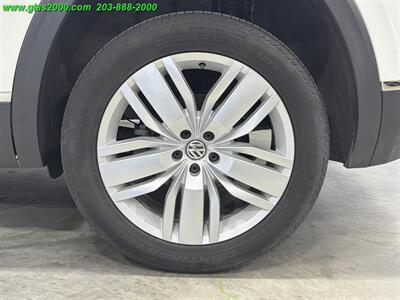 2018 Volkswagen Atlas V6 SEL Premium 4Motion   - Photo 33 - Bethany, CT 06524