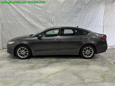 2020 Ford Fusion Hybrid SE   - Photo 13 - Bethany, CT 06524