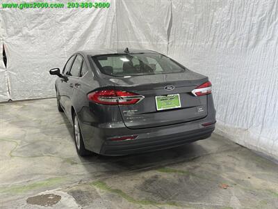 2020 Ford Fusion Hybrid SE   - Photo 32 - Bethany, CT 06524