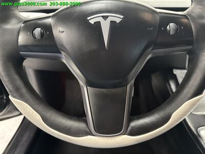 2022 Tesla Model 3 Performance   - Photo 17 - Bethany, CT 06524