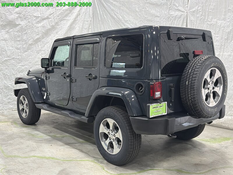 2018 Jeep Wrangler JK Unlimited Sahara - Photo 7 - Bethany, CT 06524