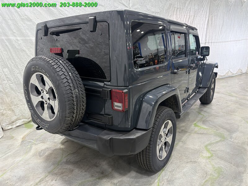 2018 Jeep Wrangler JK Unlimited Sahara - Photo 8 - Bethany, CT 06524