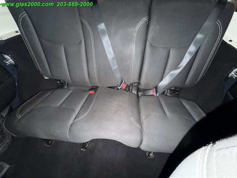 2018 Jeep Wrangler JK Unlimited Sahara - Photo 24 - Bethany, CT 06524