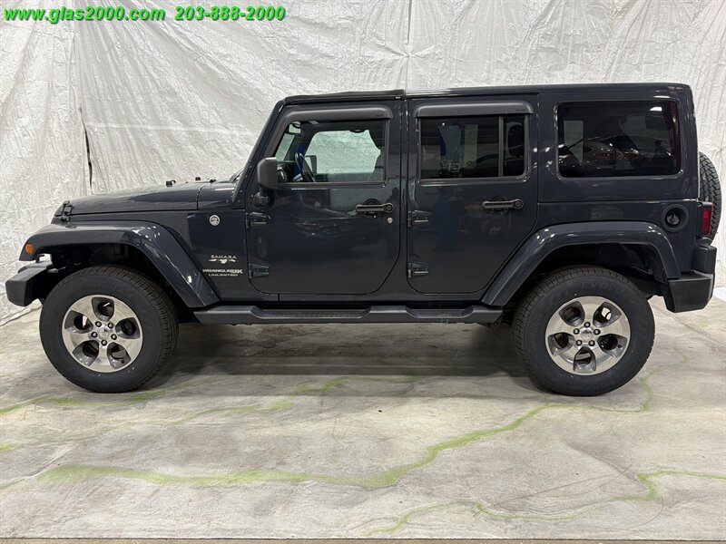 2018 Jeep Wrangler JK Unlimited Sahara - Photo 13 - Bethany, CT 06524