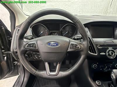 2017 Ford Focus SEL   - Photo 4 - Bethany, CT 06524