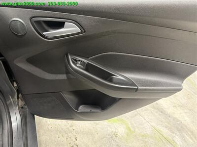 2017 Ford Focus SEL   - Photo 29 - Bethany, CT 06524