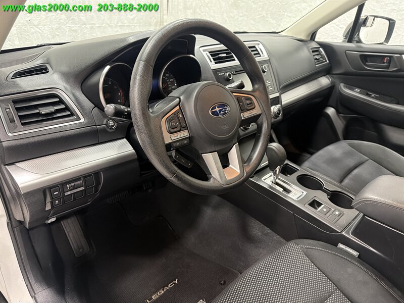 2017 Subaru Legacy 2.5i - Photo 3 - Bethany, CT 06524