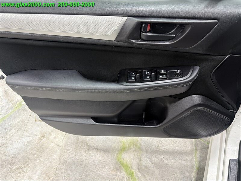 2017 Subaru Legacy 2.5i - Photo 25 - Bethany, CT 06524