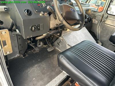 2014 Ford E-450 SD   - Photo 13 - Bethany, CT 06524