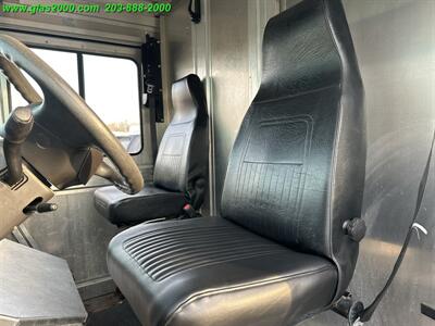 2014 Ford E-450 SD   - Photo 14 - Bethany, CT 06524