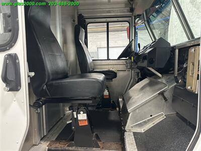 2014 Ford E-Series Van   - Photo 10 - Bethany, CT 06524
