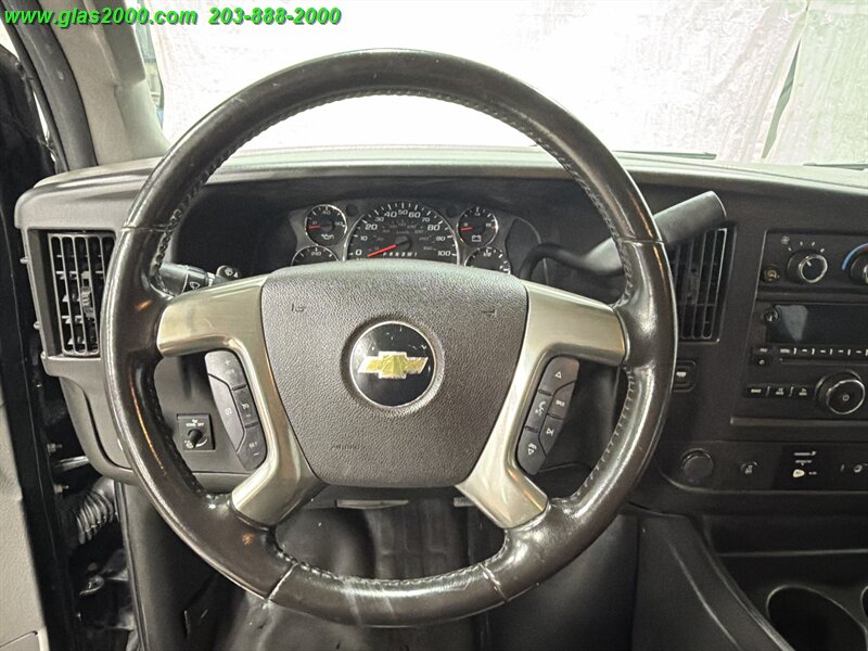2019 Chevrolet Express LS Passenger - Photo 4 - Bethany, CT 06524