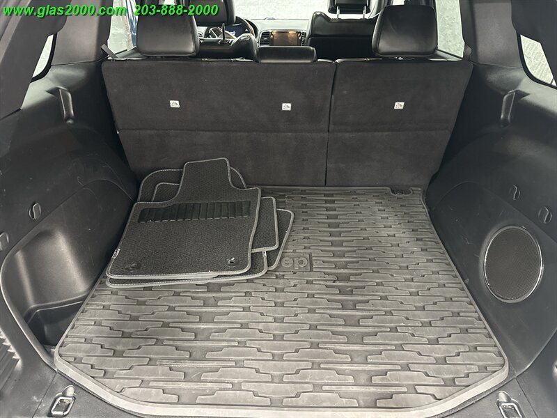 2021 Jeep Grand Cherokee 80th Anniversary Edition - Photo 15 - Bethany, CT 06524