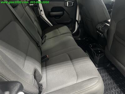 2018 Jeep Wrangler Unlimited Sport S   - Photo 10 - Bethany, CT 06524