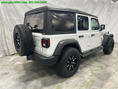 2018 Jeep Wrangler Unlimited Sport S   - Photo 8 - Bethany, CT 06524