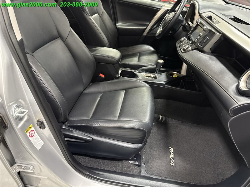 2014 Toyota RAV4 Limited - Photo 5 - Bethany, CT 06524