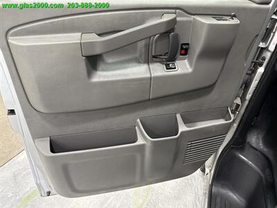 2020 Chevrolet Express LS 3500   - Photo 29 - Bethany, CT 06524