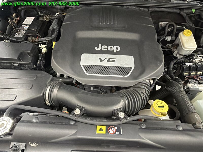2016 Jeep Wrangler Willys - Photo 12 - Bethany, CT 06524