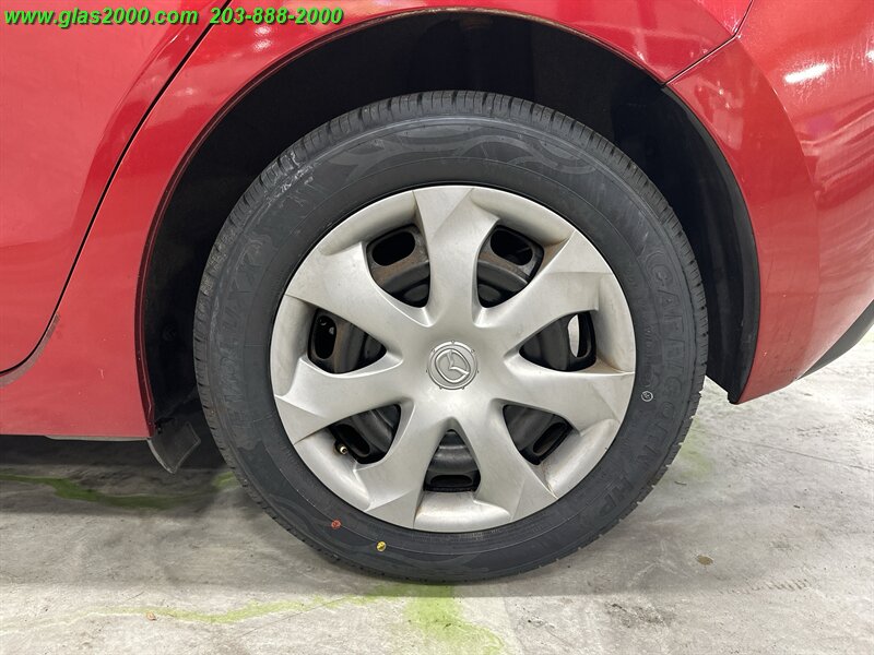 2014 Mazda MAZDA3 i Sport - Photo 16 - Bethany, CT 06524
