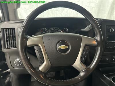 2016 Chevrolet Express LT Passenger   - Photo 4 - Bethany, CT 06524