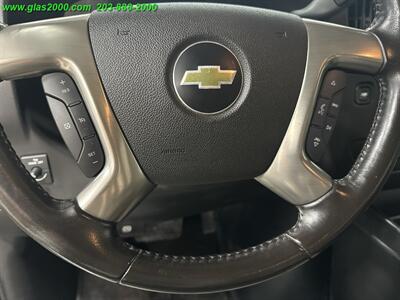 2016 Chevrolet Express LT Passenger   - Photo 11 - Bethany, CT 06524
