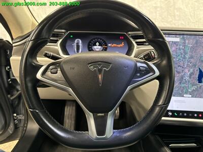 2013 Tesla Model S Performance  Price reflects federal EV credit or $4000.00 for those who qualify. - Photo 4 - Bethany, CT 06524