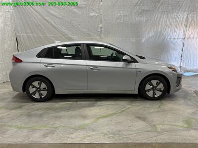 2020 Hyundai IONIQ HYBRID Blue - Photo 14 - Bethany, CT 06524