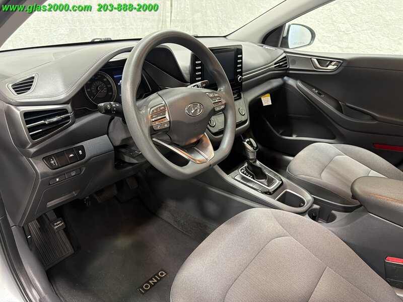 2020 Hyundai IONIQ HYBRID Blue - Photo 3 - Bethany, CT 06524