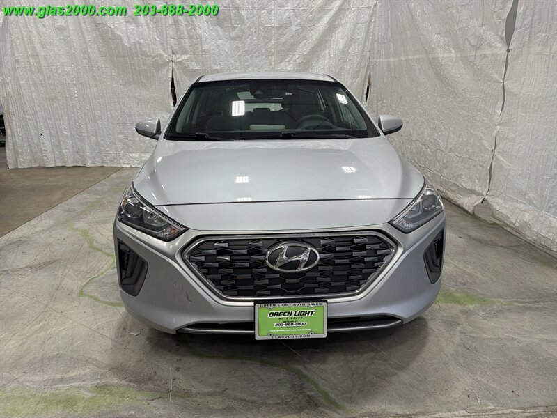 2020 Hyundai IONIQ HYBRID Blue - Photo 19 - Bethany, CT 06524