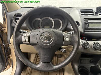 2012 Toyota RAV4 - Photo 4 - Bethany, CT 06524
