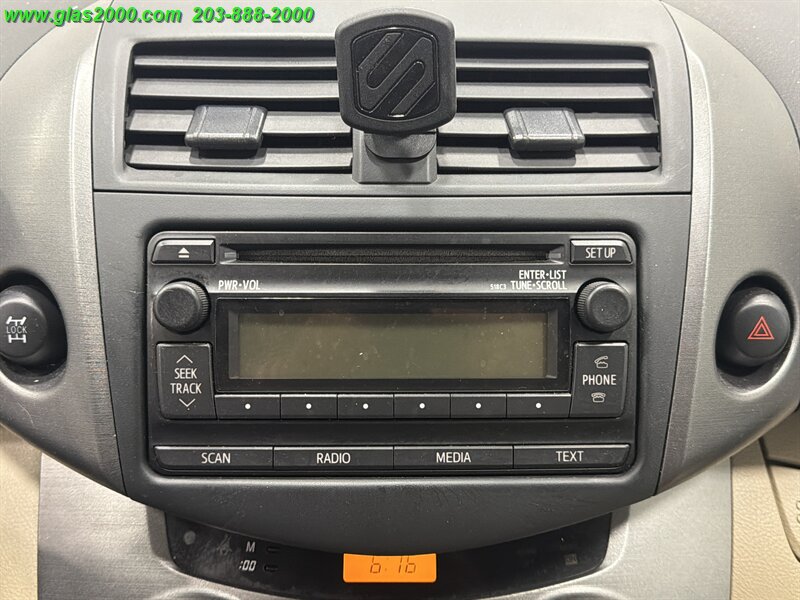 2012 Toyota RAV4 - Photo 17 - Bethany, CT 06524