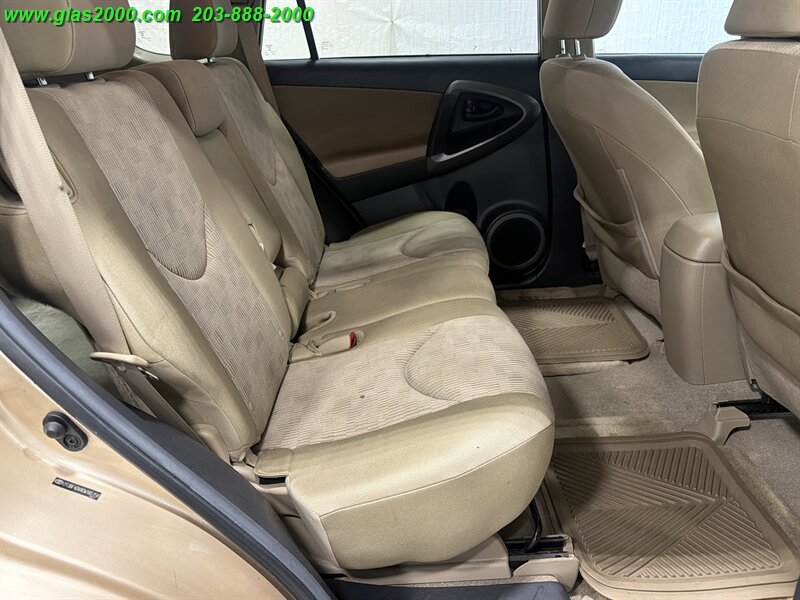 2012 Toyota RAV4 - Photo 10 - Bethany, CT 06524