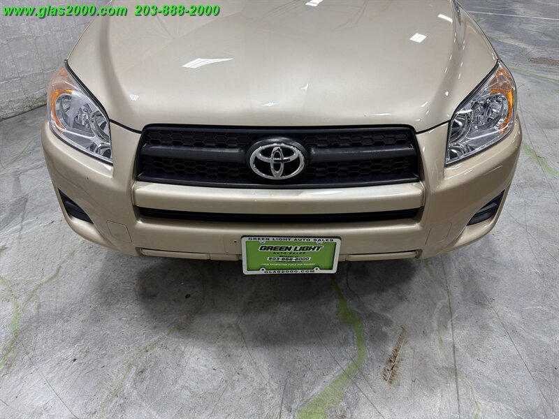 2012 Toyota RAV4 - Photo 18 - Bethany, CT 06524