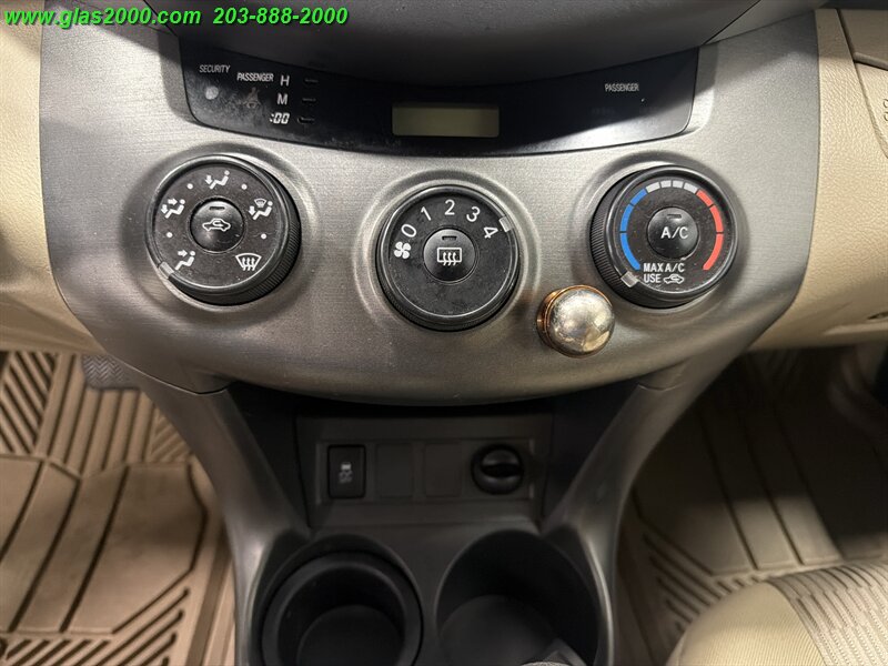 2012 Toyota RAV4 - Photo 22 - Bethany, CT 06524
