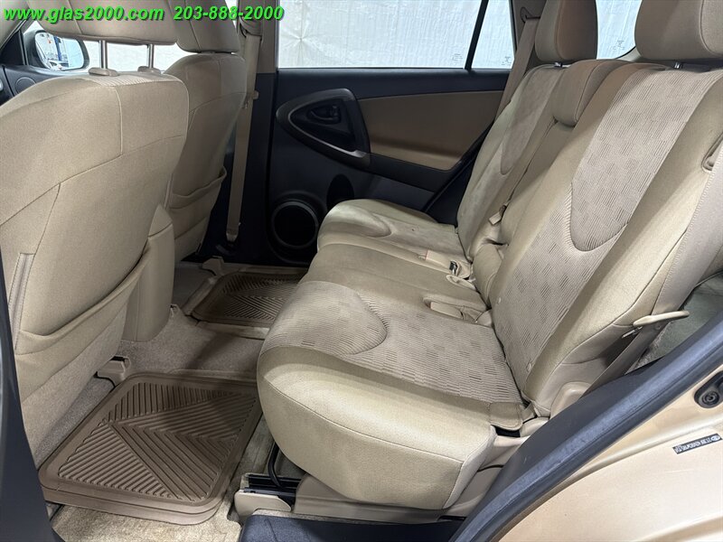 2012 Toyota RAV4 - Photo 9 - Bethany, CT 06524