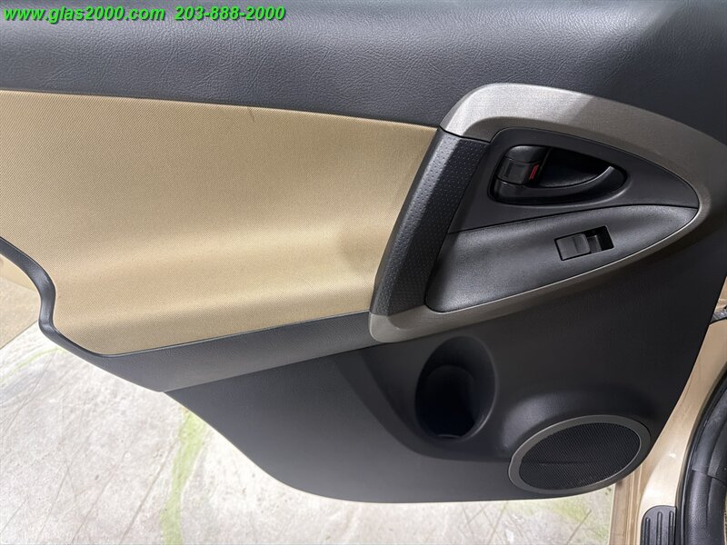2012 Toyota RAV4 - Photo 25 - Bethany, CT 06524