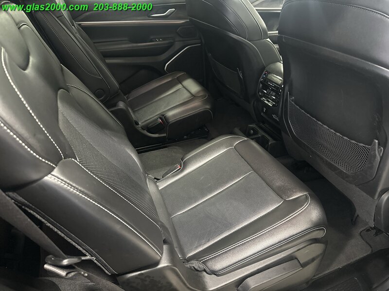 2022 Jeep Grand Cherokee Limited - Photo 10 - Bethany, CT 06524
