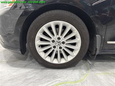 2016 Volkswagen Passat 1.8T SE   - Photo 7 - Bethany, CT 06524