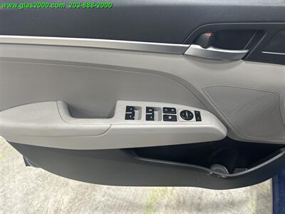 2019 Hyundai Elantra SE   - Photo 25 - Bethany, CT 06524