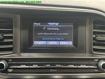 2019 Hyundai Elantra SE   - Photo 17 - Bethany, CT 06524