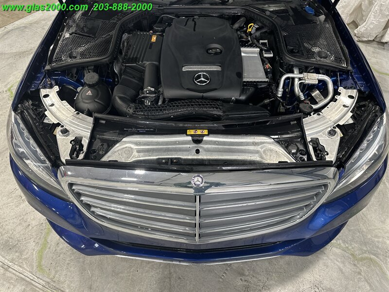 2017 Mercedes-Benz C 300 4MATIC® - Photo 18 - Bethany, CT 06524